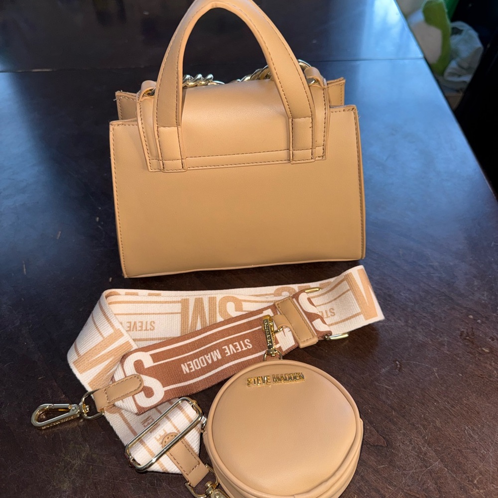 Steve Madden Beige/Tan Leather Satchel with Gold Chain Detail - Picture 2 of 3